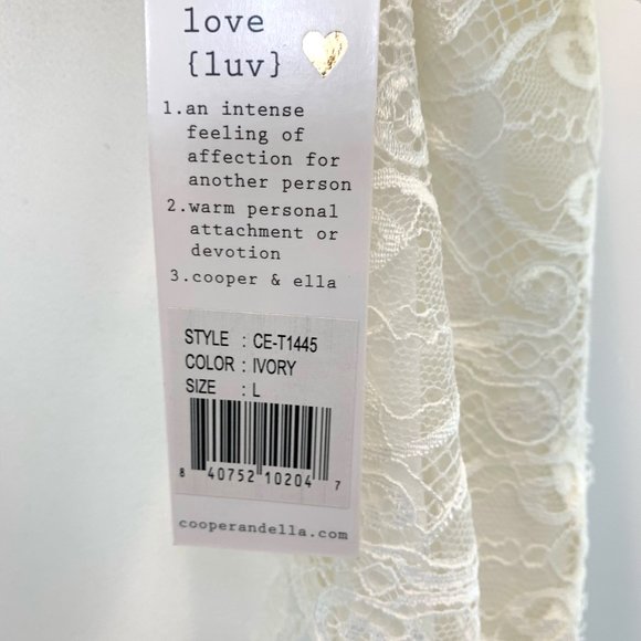 Cooper & Ella Ivory Lace Detail Layered Blouse, L - Picture 9 of 11